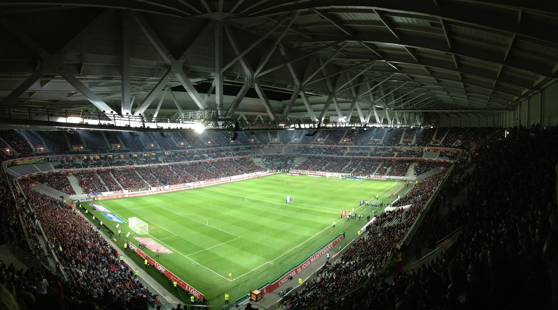 C'est une image représentant un terrain de football.